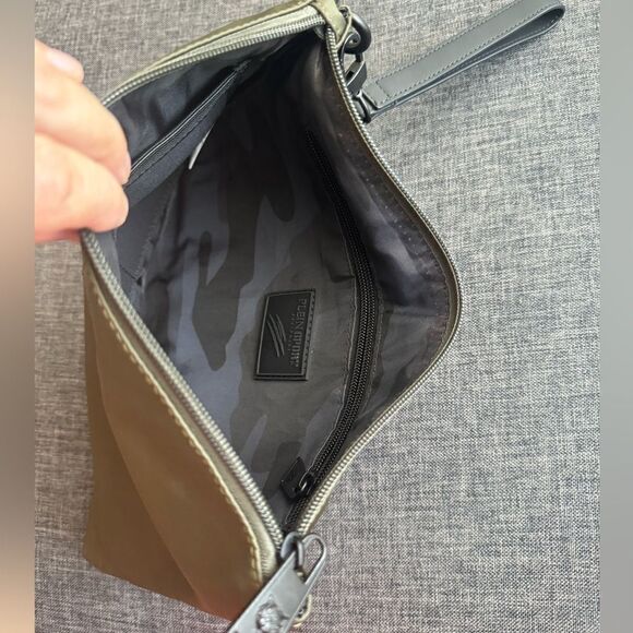 PLEIN SPORTS
 CLUTCH WITH PLEIN SPORT LOGO - Picture 9 of 14